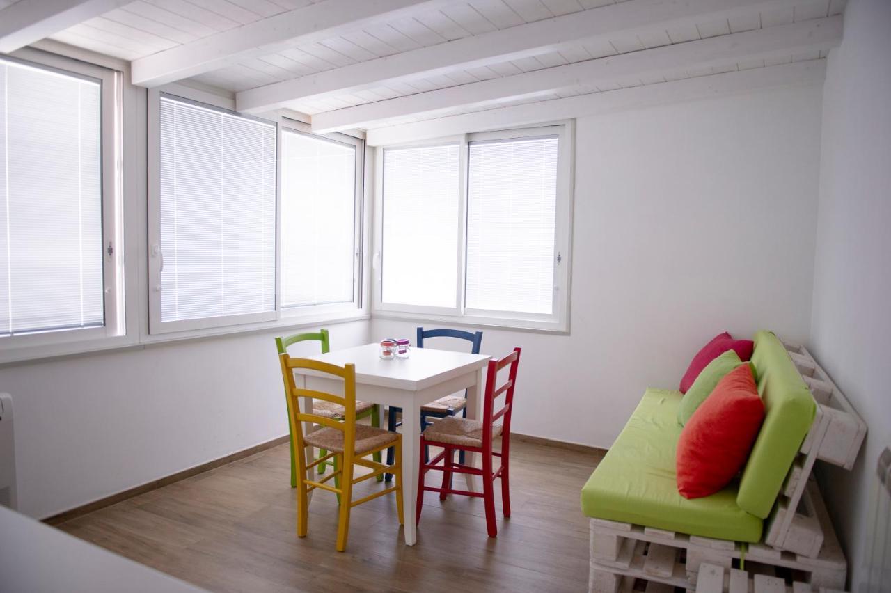 Color Apartment Monopoli Eksteriør bilde