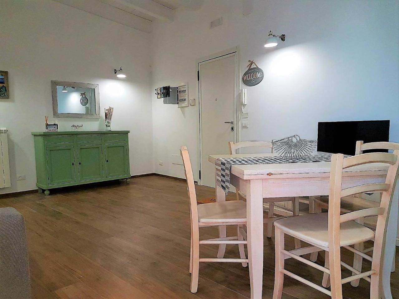 Color Apartment Monopoli Eksteriør bilde